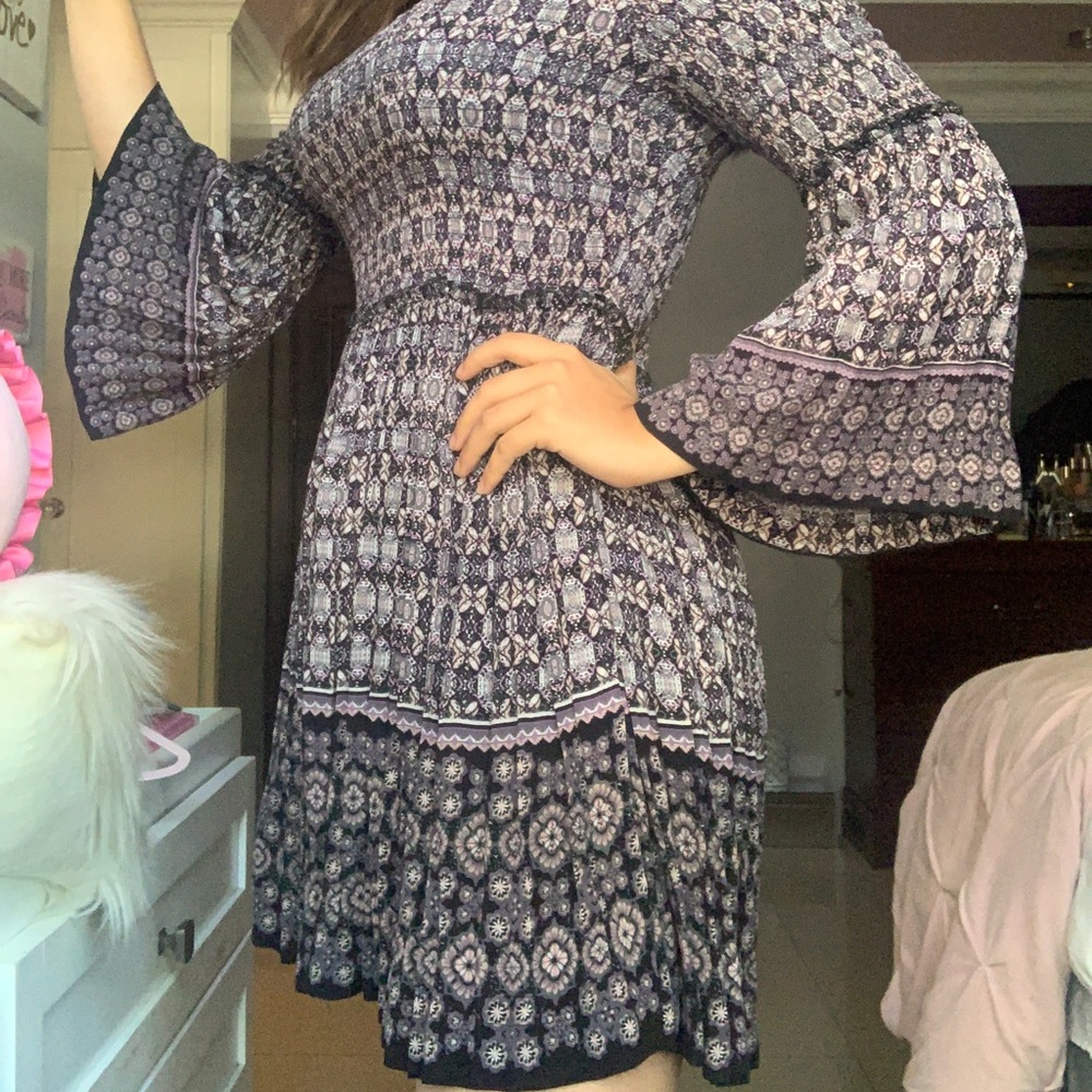 forever 21 PLEATED DRESS - Picture 3 of 4